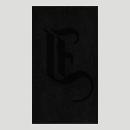 μαύρη πετσέτα παραλίας